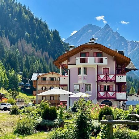 B&B Cèsa Planber Mountain View Canazei Extérieur photo