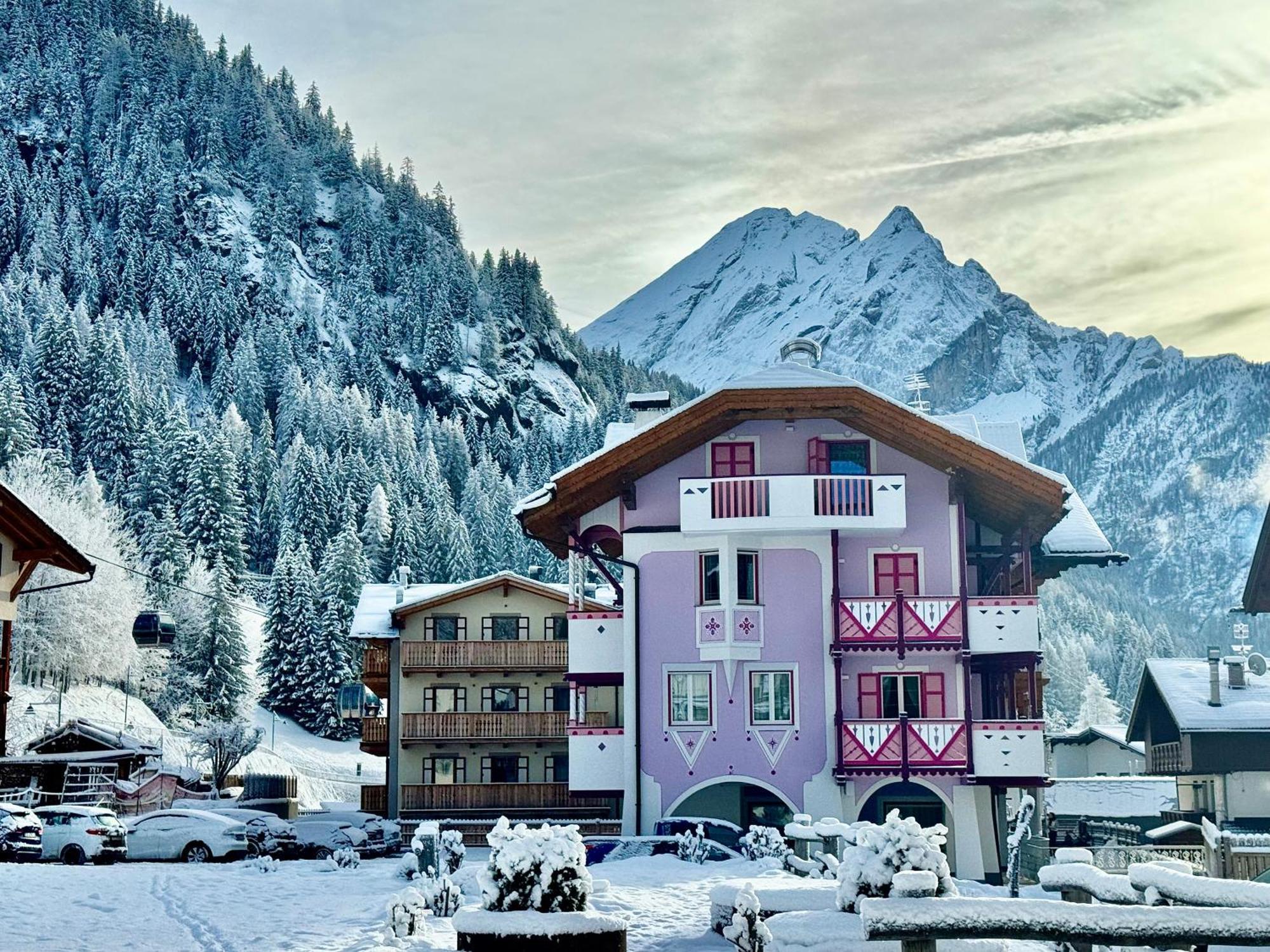 B&B Cèsa Planber Mountain View Canazei Extérieur photo