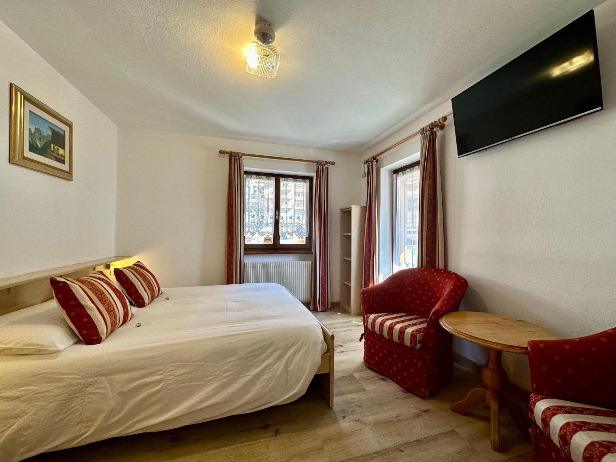 B&B Cèsa Planber Mountain View Canazei Extérieur photo