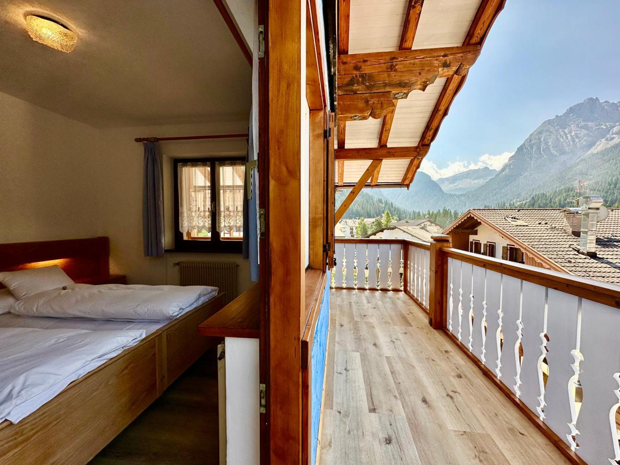 B&B Cèsa Planber Mountain View Canazei Extérieur photo