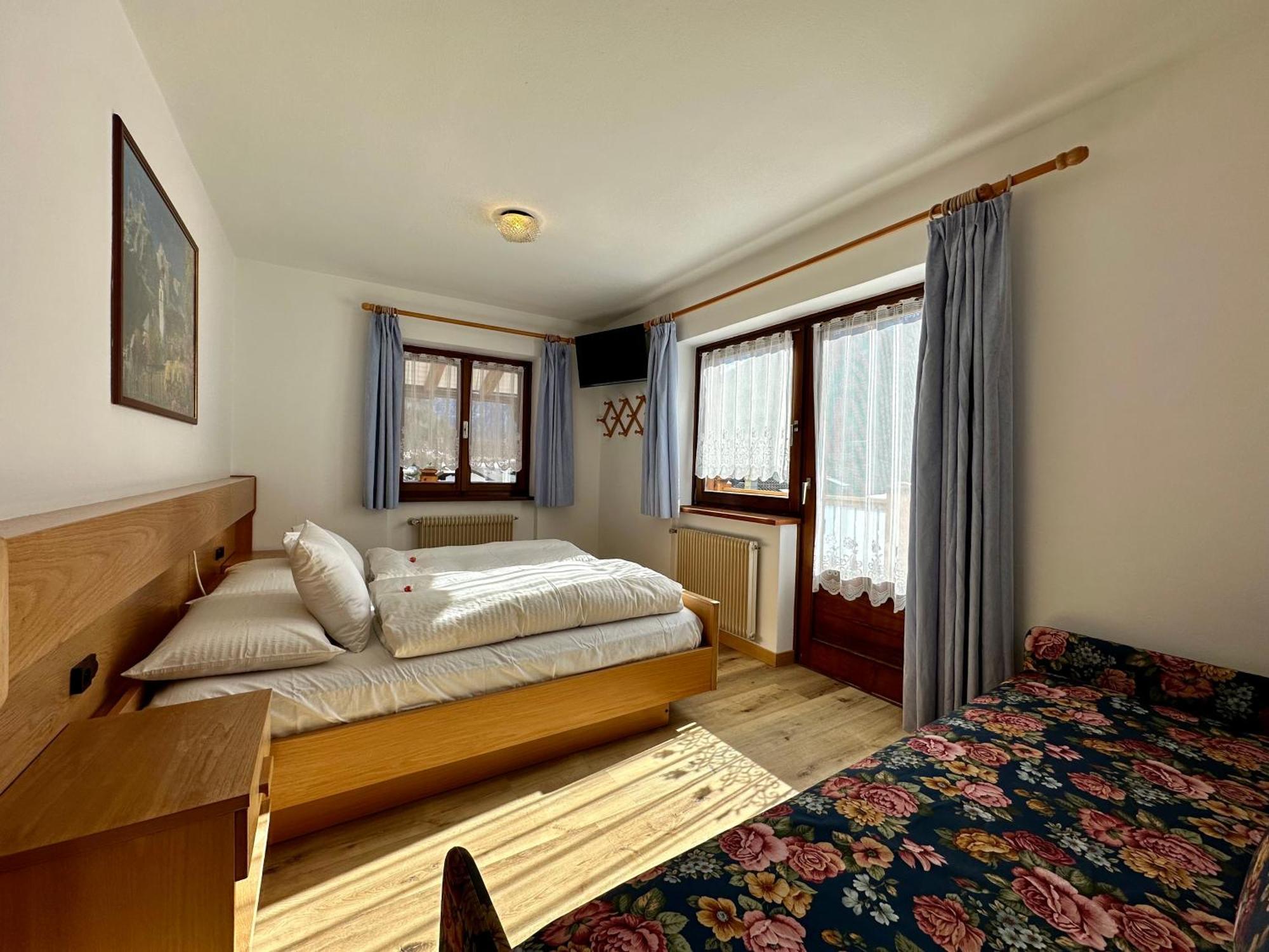 B&B Cèsa Planber Mountain View Canazei Extérieur photo
